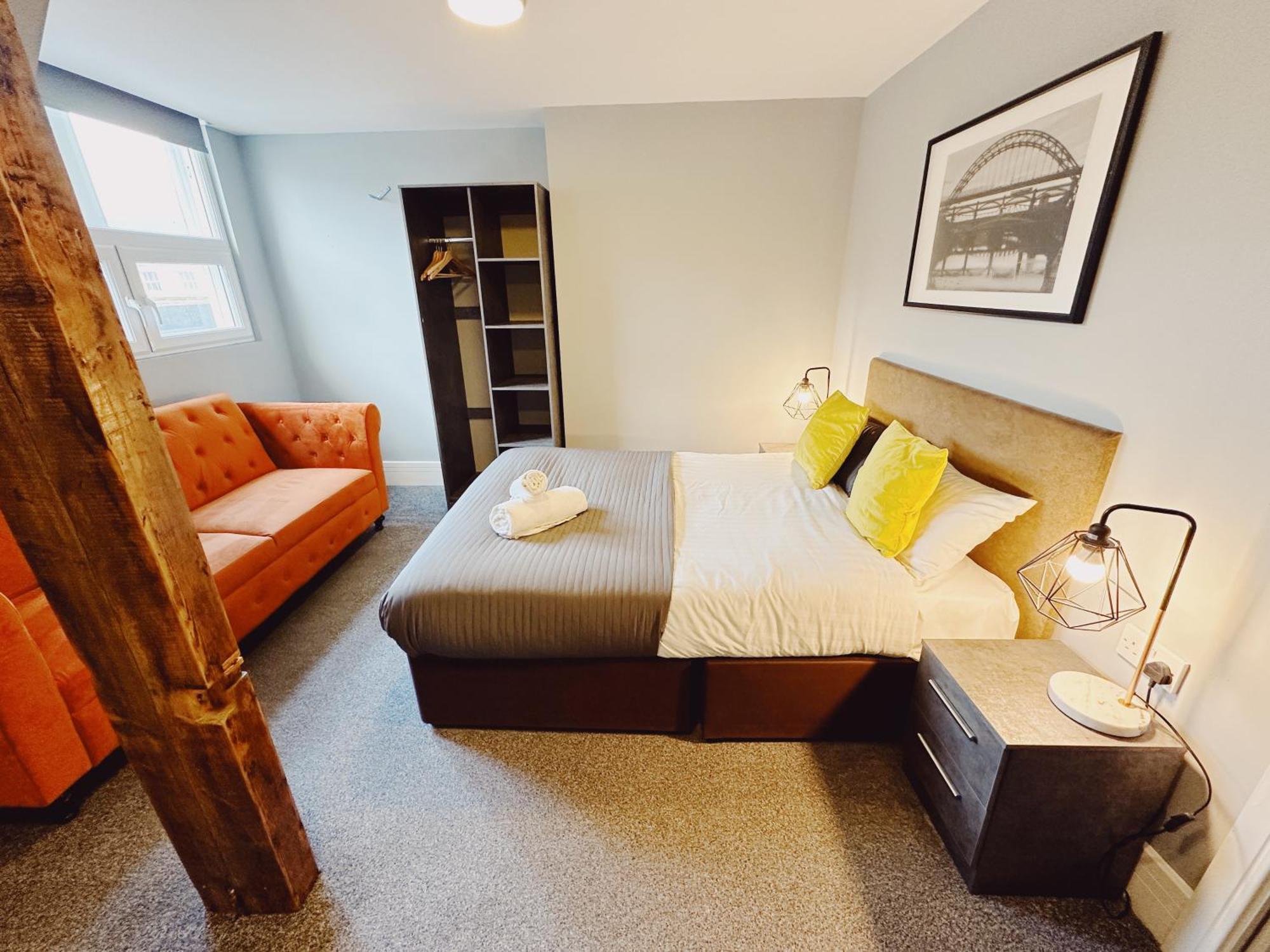 2 Bedroom Apartment In The Heart Of Newcastle - Spacious - Sleeps 7 Exterior photo